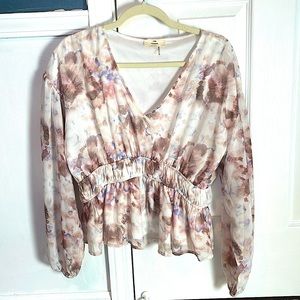 Entro Abstract Print Peplum V Neck Blouse